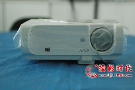 4999Ԫ (yu)PJ503DͶӰC(j)w(yn)