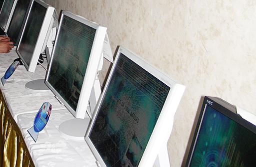 NEC߶Һ@ʾ2006Ʒl(f)