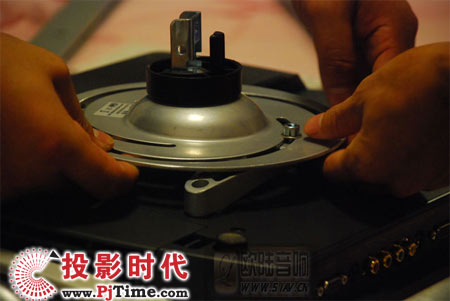 VPL-VW50ͶӰC(j)