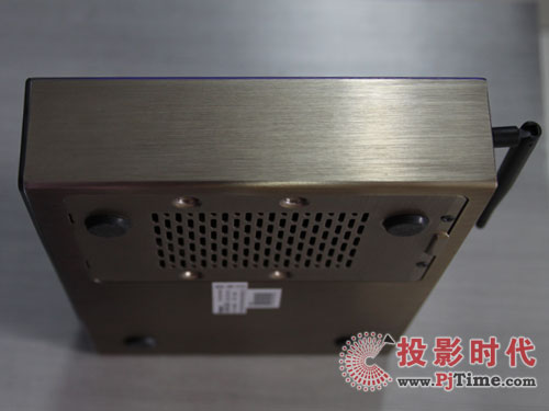 {MP808HWj