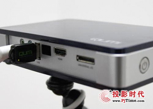 QUMI Q5+wifi dongle׌oB֙C(j) Mʘ