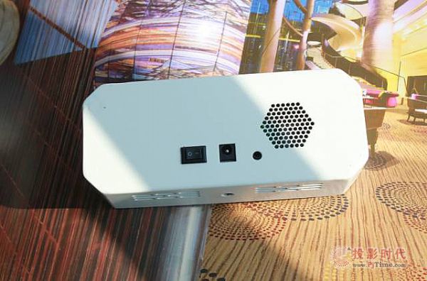 MINI^cg M@