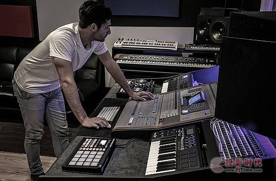 ׷John Servediov