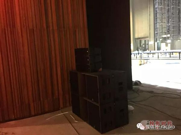 L-AcousticsDiGiCosuMvԺ