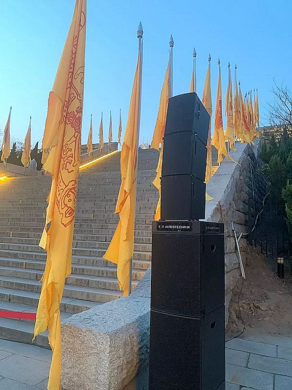 SE Audiotechnik M-F3A Pro܎@S۵Yl