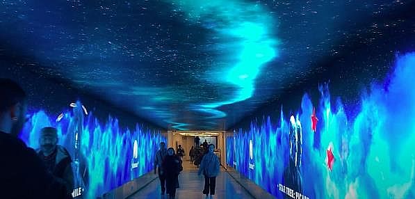ڷ__|25LLEDk_ýwϢlϵy֘ָʾdigital signage