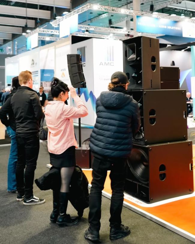 TWAUDIOISE 2025չŮʣչF׿Խ